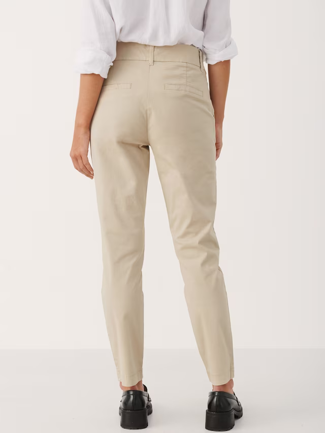 Soffys Cropped Trousers - White Pepper