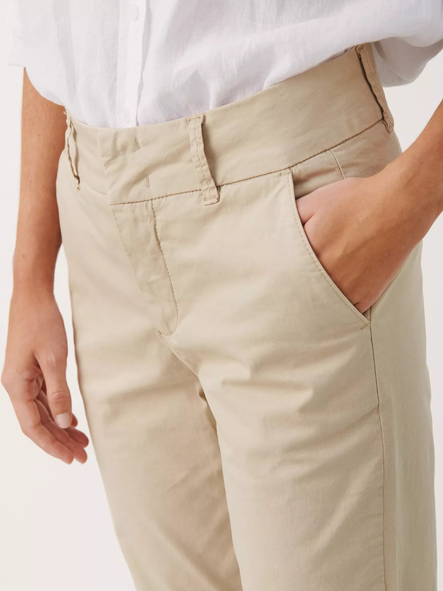 Soffys Cropped Trousers - White Pepper