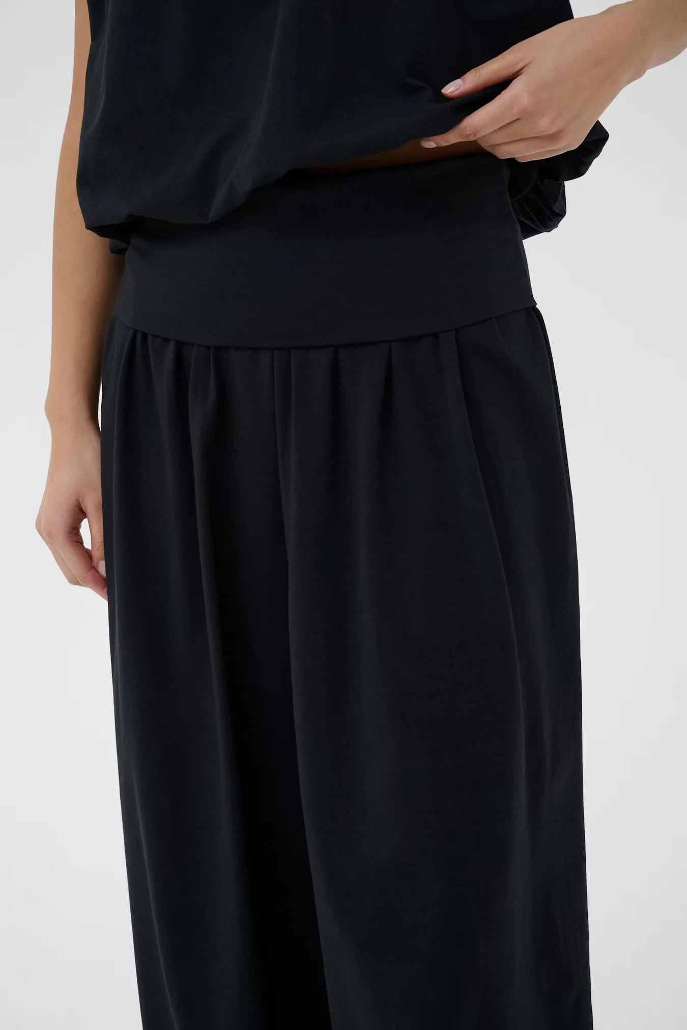 Berite Trousers - Black