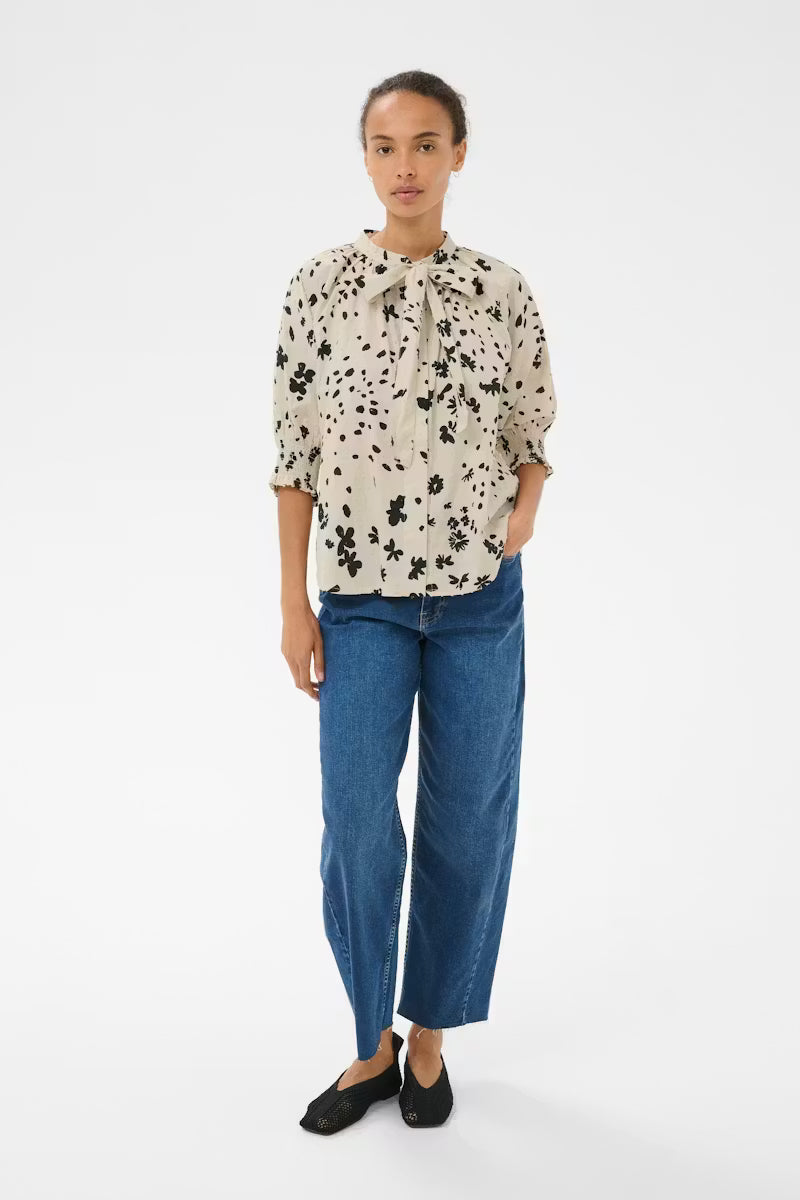 Almera Flower Print Shirt - Black