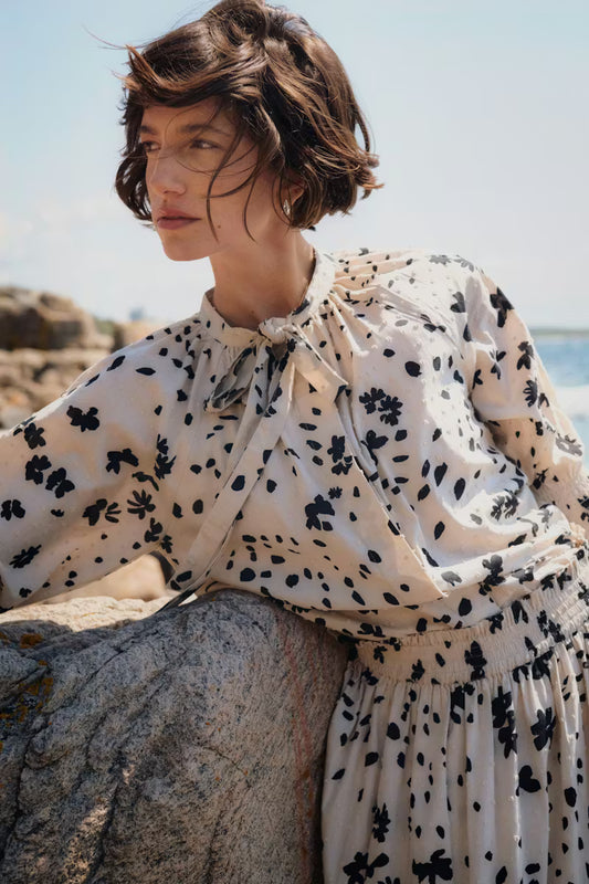Almera Flower Print Shirt - Black