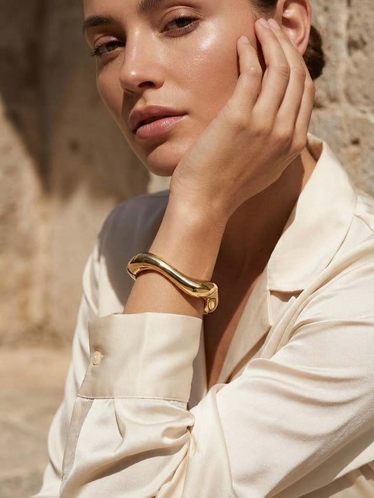 Wave Bangle - Gold