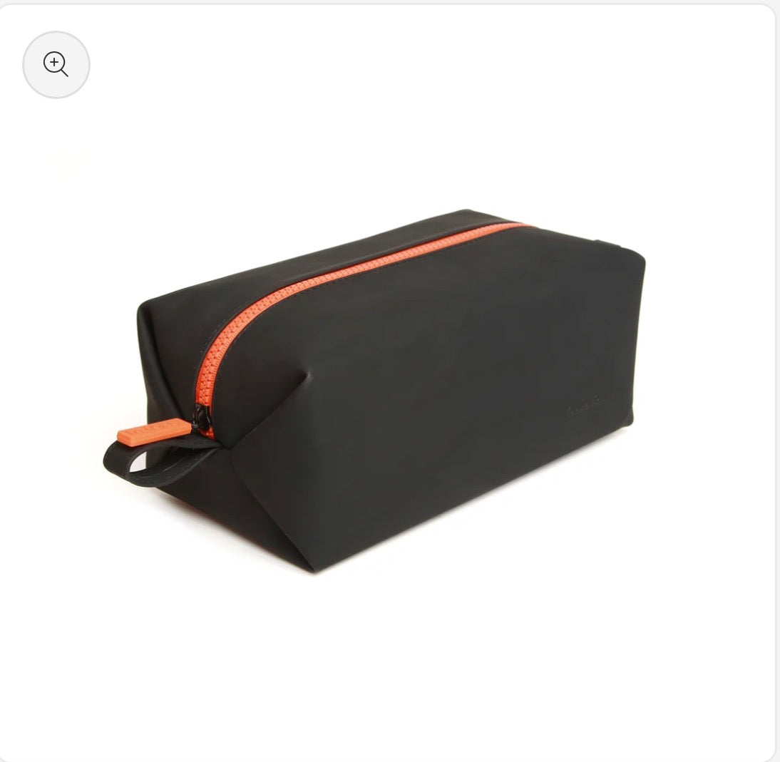 Mens Luxury Soft Touch Zip Wash Bag Black