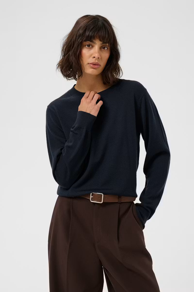 Yona Pullover - Navy Blue
